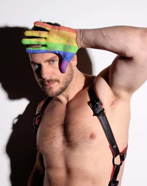 Hans Berlin präsentiert von DUPride e. V. Hans Berlin präsentiert von DUPride e. V.